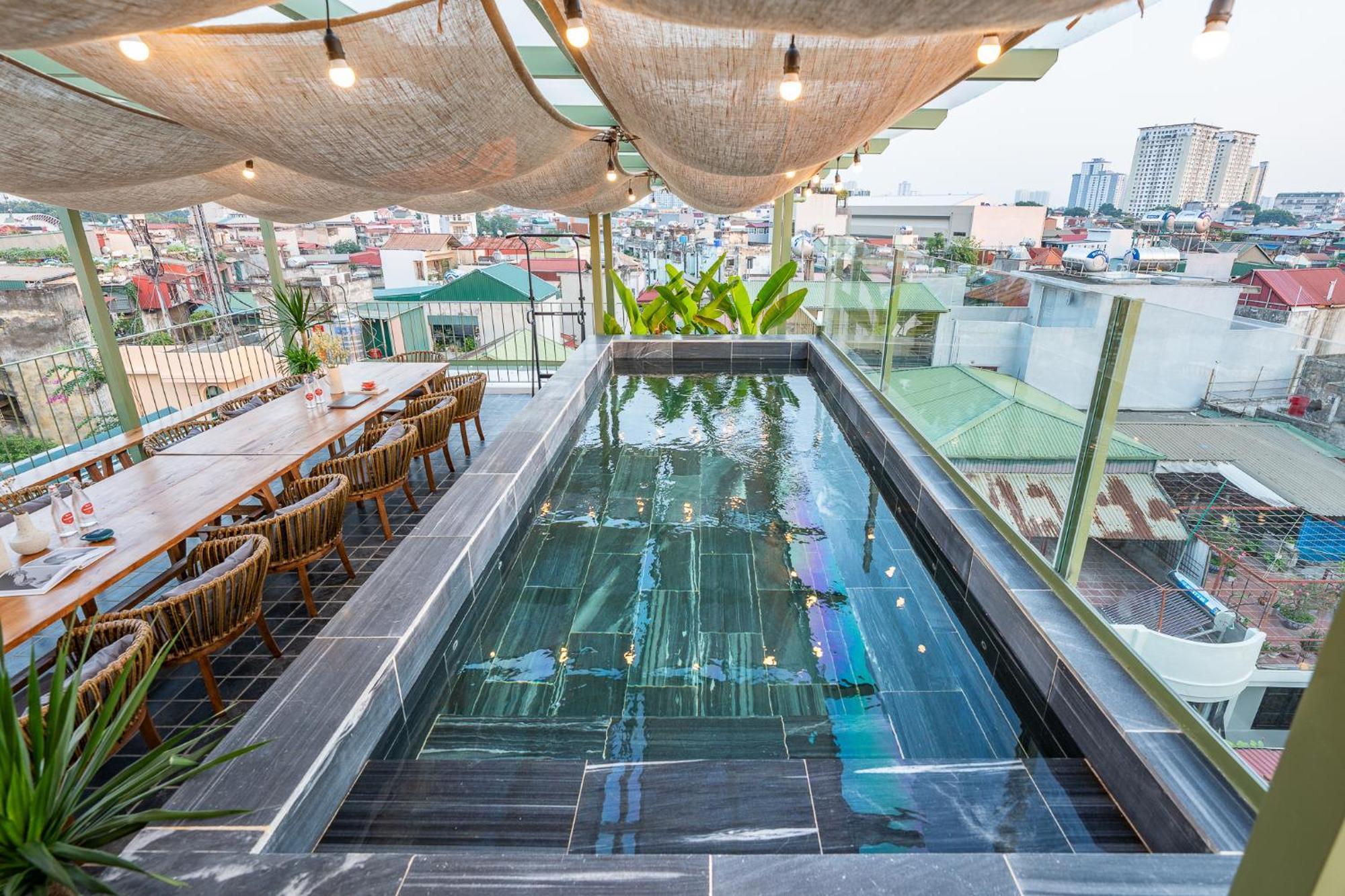 Chapman Residences-elevator-100m2 Rooftop-heart Of